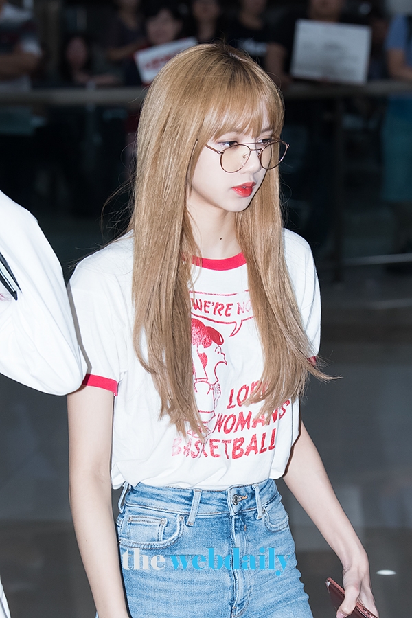 BLACKPINK(블랙핑크) 리사, 김포국제공항 입국 현장