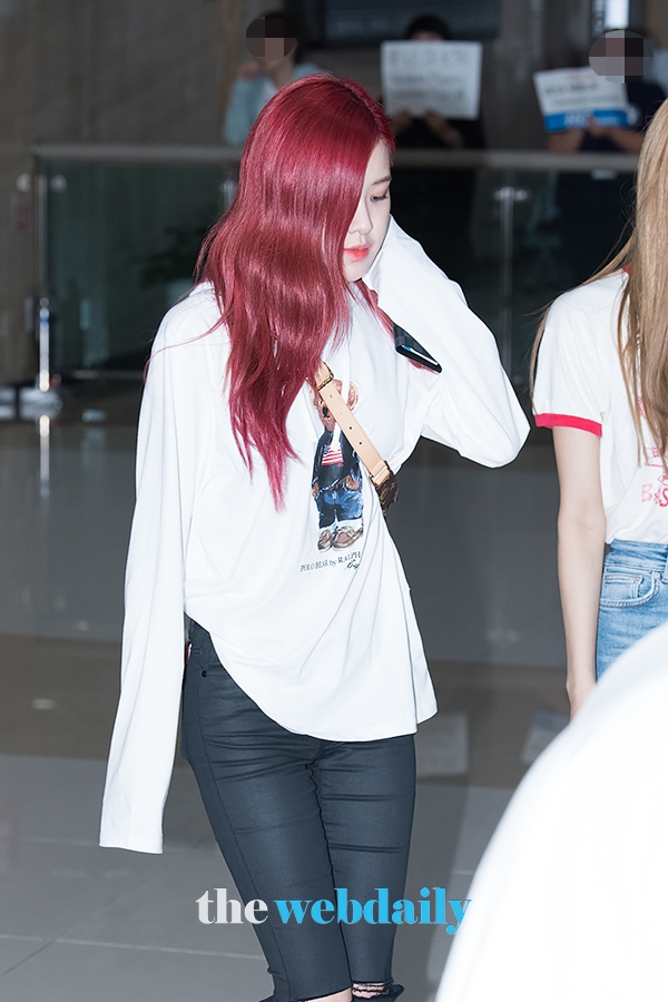 BLACKPINK(블랙핑크) 로제, 김포국제공항 입국 현장