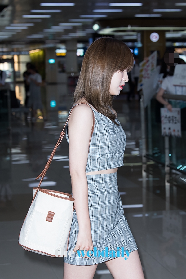 레드벨벳(RedVelvet) 웬디, 김포국제공항 입국 현장