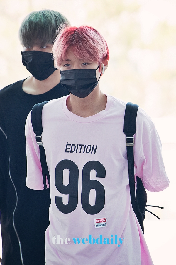 WannaOne(워너원) 박지훈 , 인천국제공항 입국 현장
