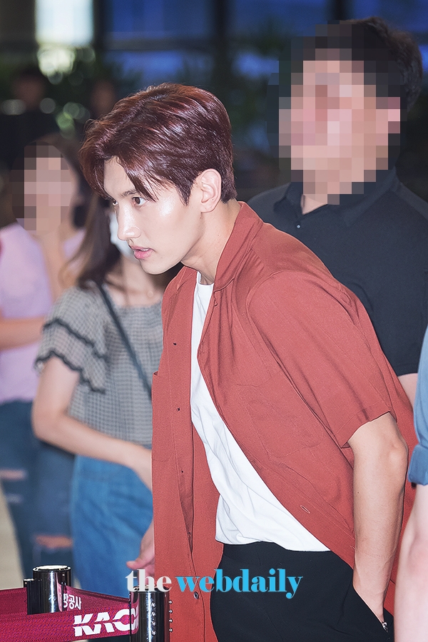 동방신기 최강창민, 김포국제공항 출국 현장