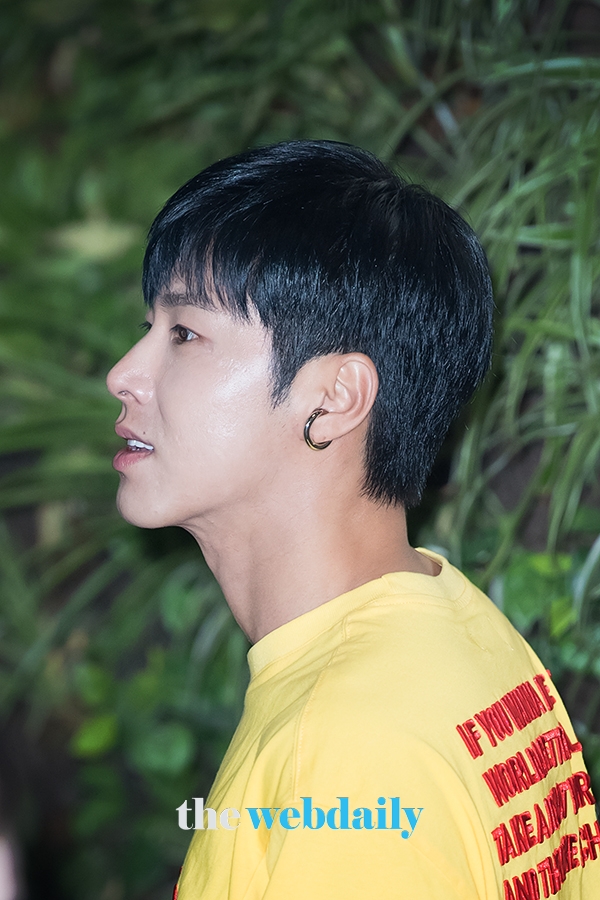 동방신기 유노윤호, 김포국제공항 출국 현장