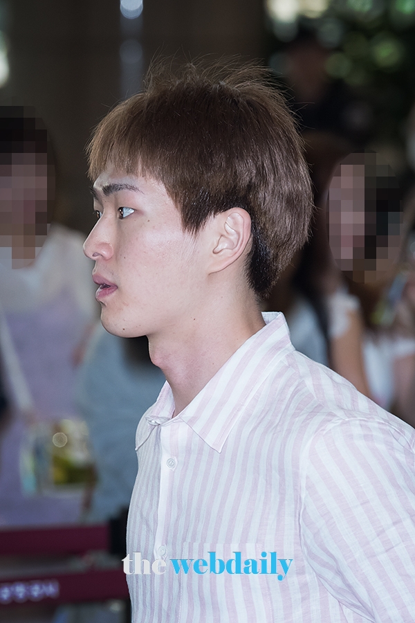 샤이니(SHINee) 온유, 김포국제공항 출국 현장