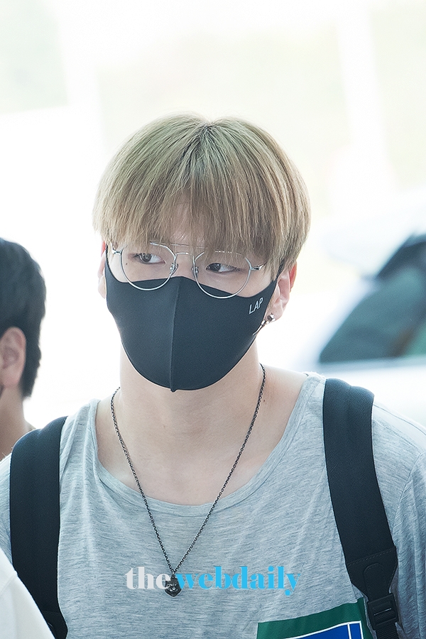 WannaOne(워너원) 강다니엘, 인천국제공항 출국 현장
