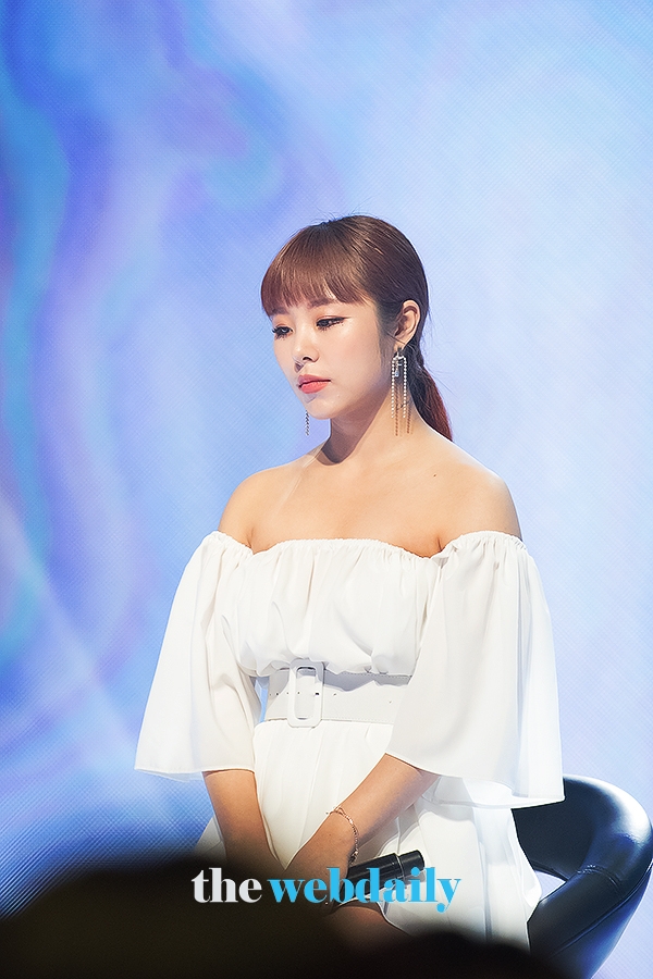 마마무(MAMAMOO) 휘인, MBC MUSIC '쇼챔피언' 생방송 현장공개