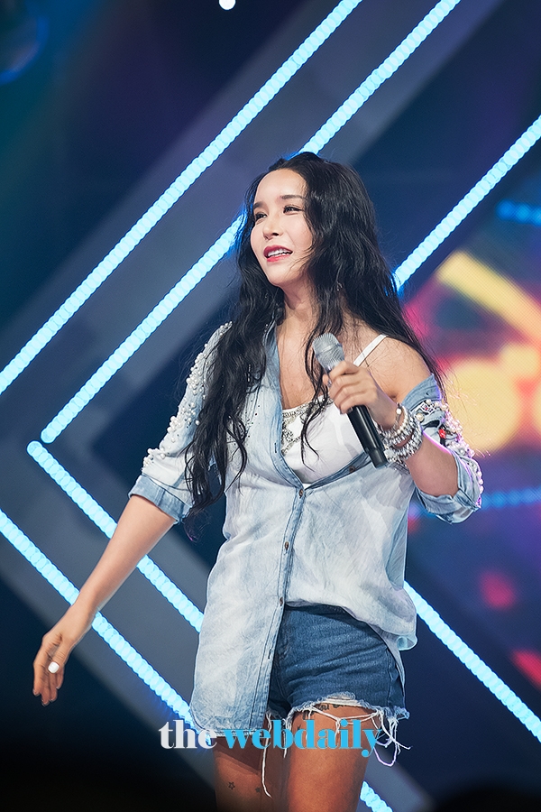 하리수, MBC MUSIC '쇼챔피언' 생방송 현장공개