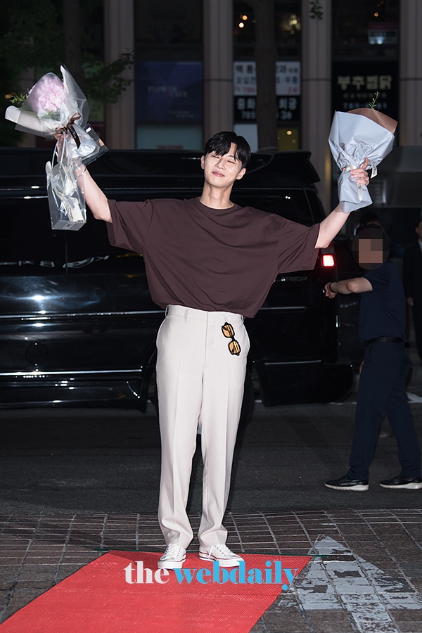 박서준, 드라마 '김비서가 왜 그럴까' 종방연