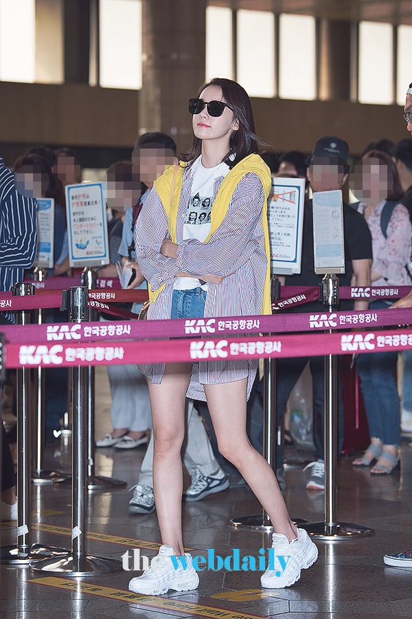 소녀시대 윤아, 김포국제공항 출국 현장