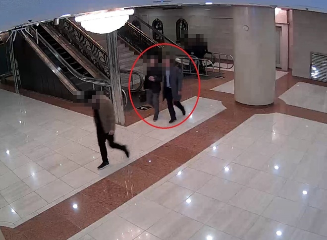 엘시티 추락사고후 노동지청장 접대장면 (해운대 00싸롱).(사진제공=부산지방경찰청)