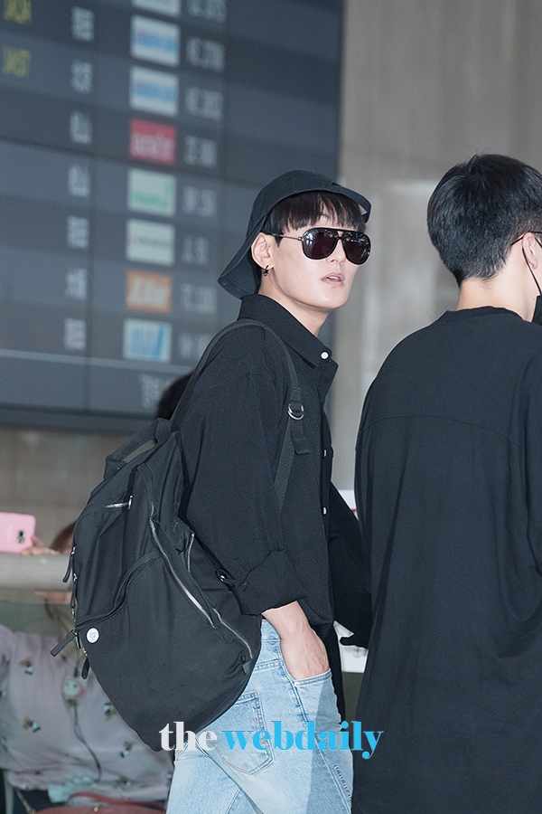 강타, 김포국제공항 입국 현장