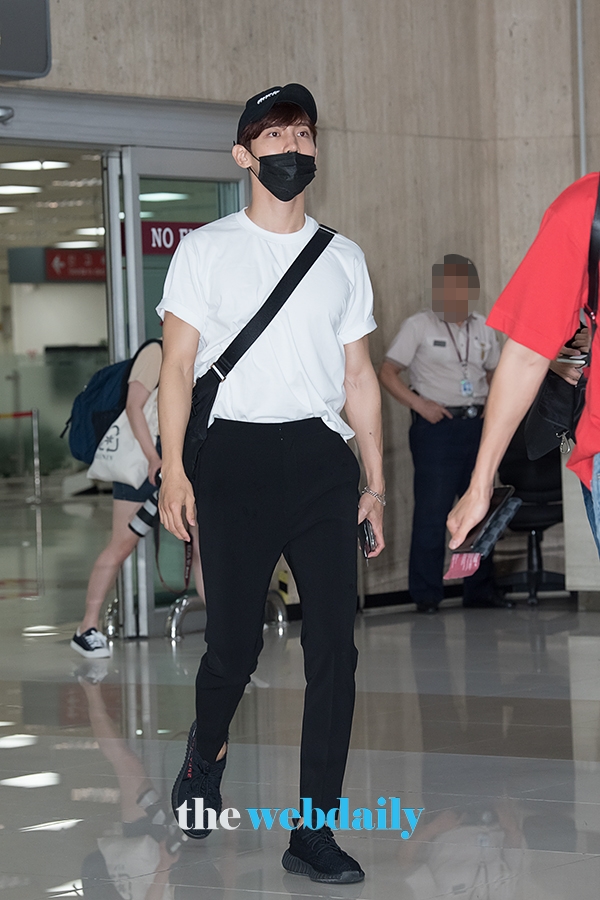 동방신기 최강창민, 김포국제공항 입국 현장