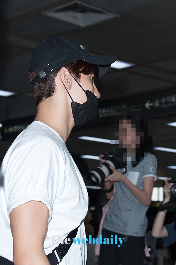 동방신기 최강창민, 김포국제공항 입국 현장
