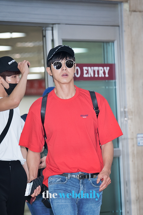 동방신기 유노윤호, 김포국제공항 입국 현장