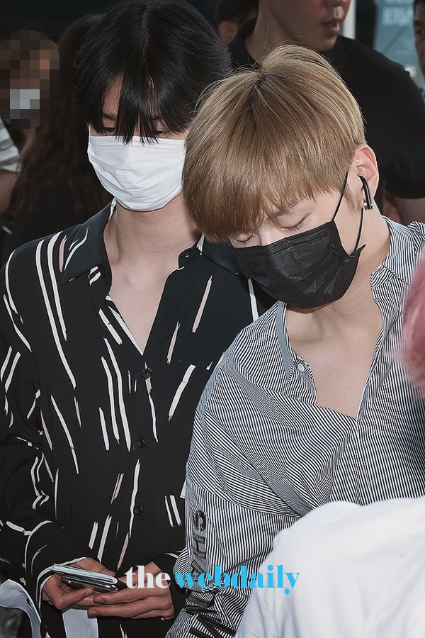 WannaOne(워너원) 배진영-강다니엘, 인천국제공항 출국 현장