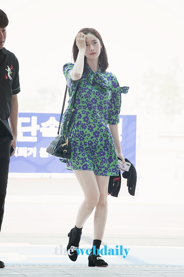 소녀시대 윤아, 인천국제공항 출국 현장