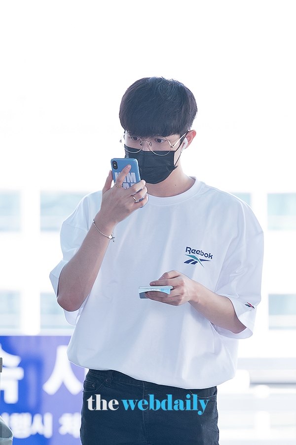 WannaOne(워너원) 김재환, 인천국제공항 출국 현장