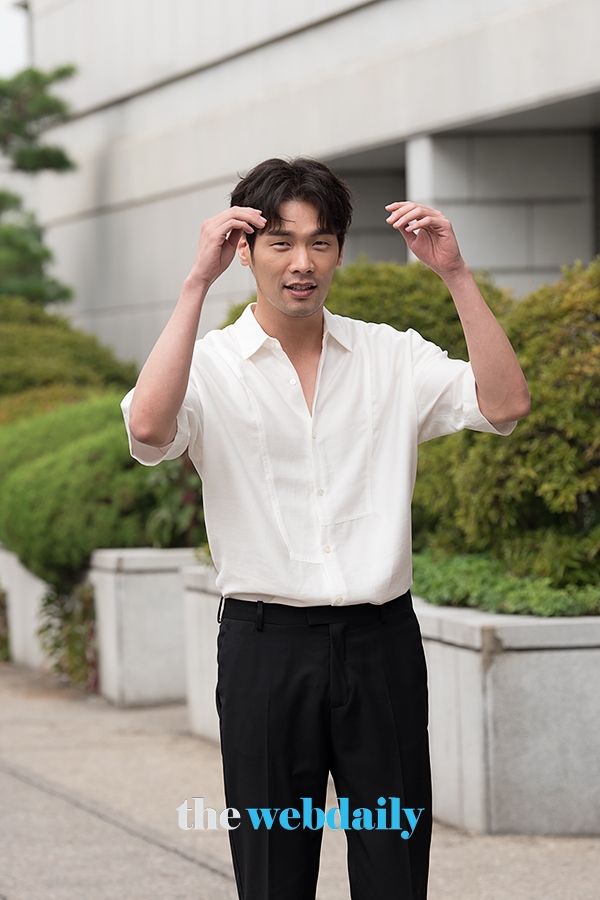 최다니엘, KBS '해피투게더3' 출근길
