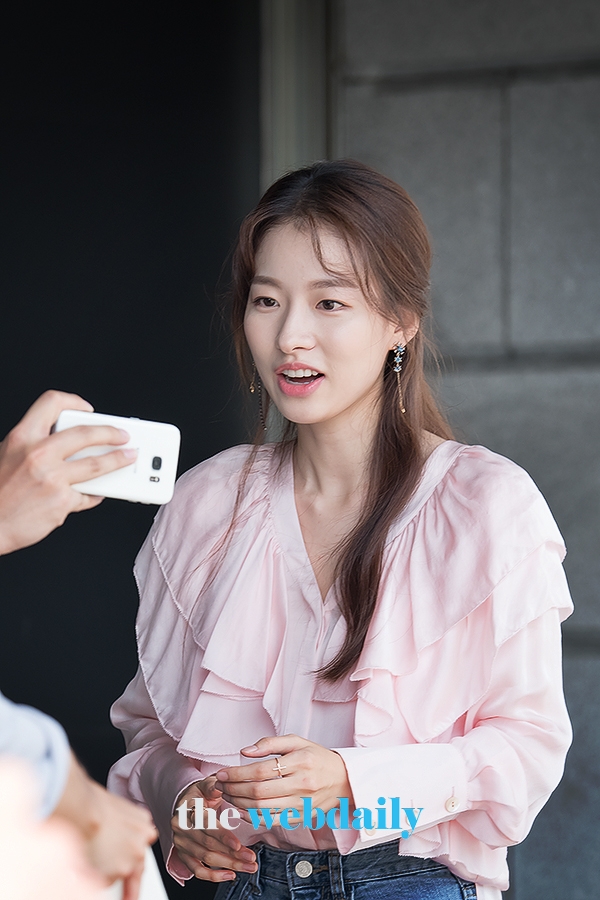 이시아, KBS '해피투게더3' 출근길