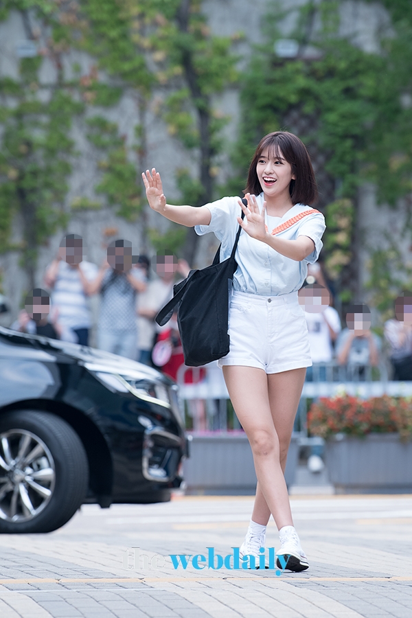 안유진, Mnet ‘프로듀스48’출근길 현장