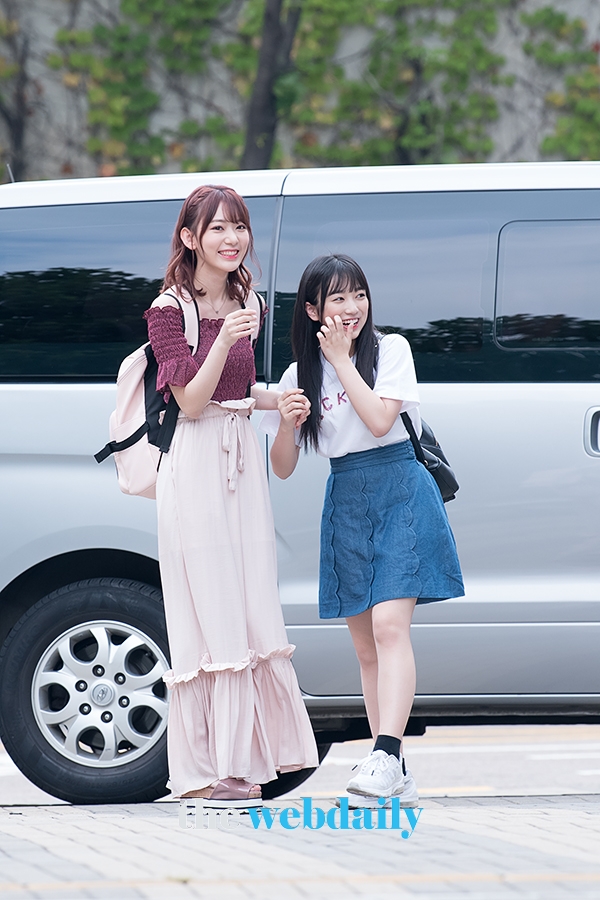 HKT48 미야와키사쿠라-야부키나코, Mnet ‘프로듀스48’출근길 현장