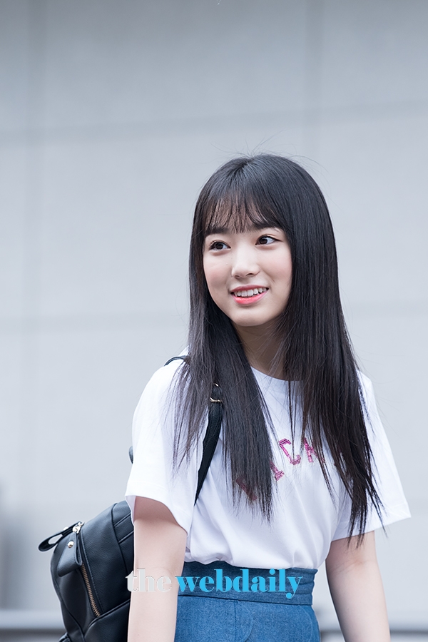 HKT48 야부키나코, Mnet ‘프로듀스48’출근길 현장
