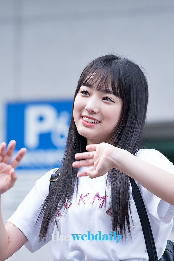 HKT48 야부키나코, Mnet ‘프로듀스48’출근길 현장