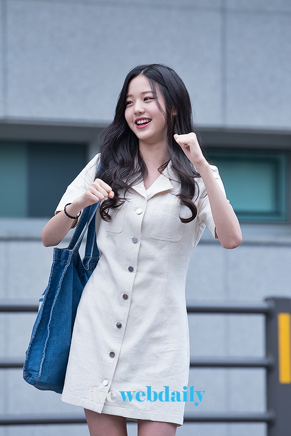 장원영, Mnet ‘프로듀스48’출근길 현장