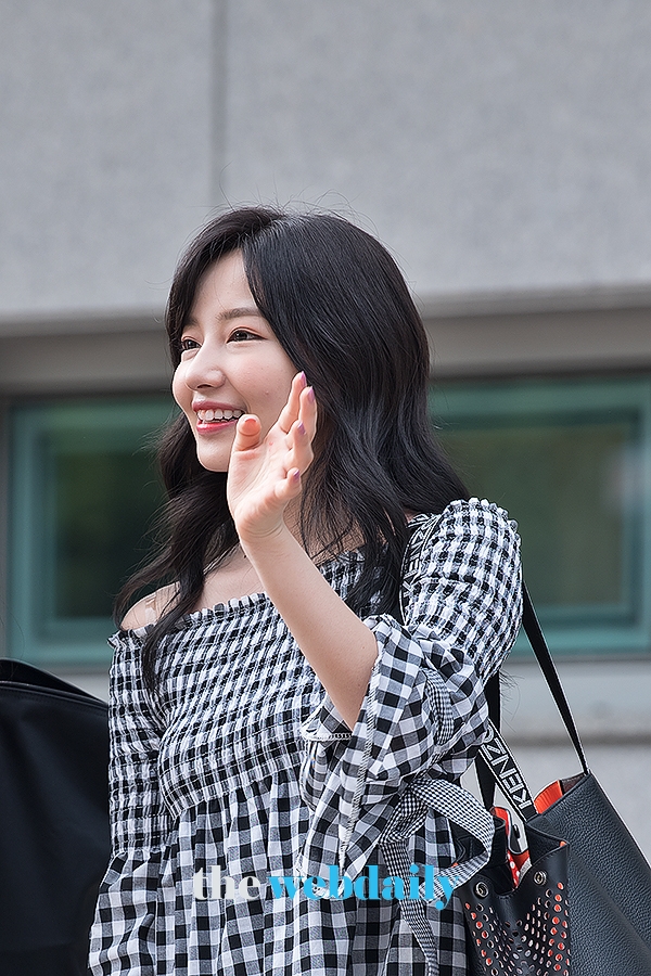 NMB48 무라세사에, Mnet ‘프로듀스48’출근길 현장