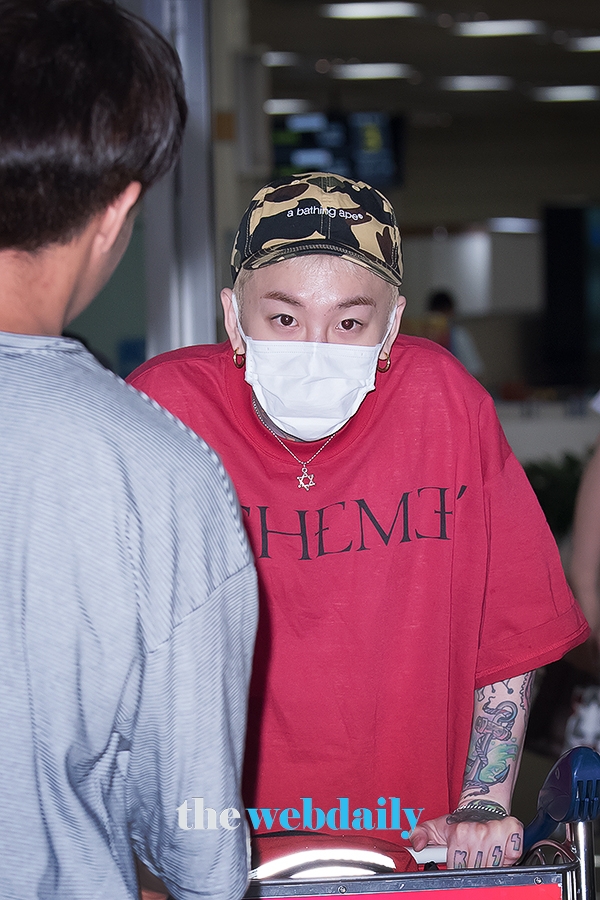 블락비(BlockB) 태일, 김포국제공항 입국 현장