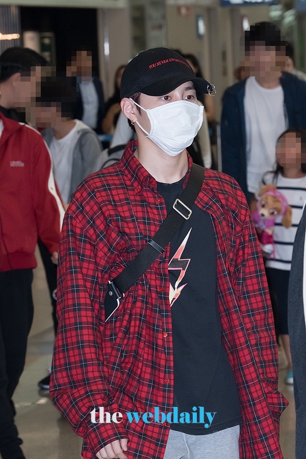 WannaOne(워너원) 하성운, 인천국제공항 입국 현장