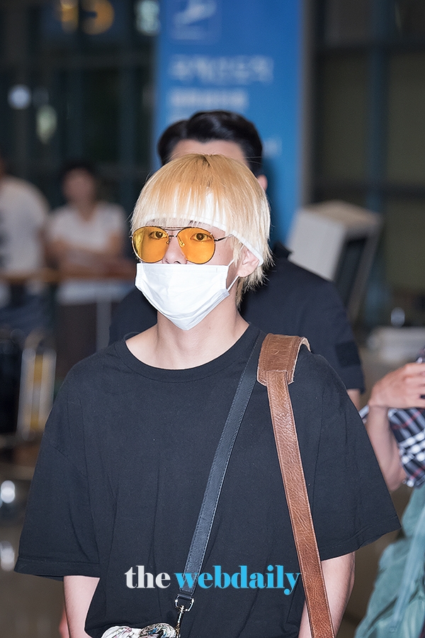 방탄소년단(BTS) 뷔, 인천국제공항 입국 현장