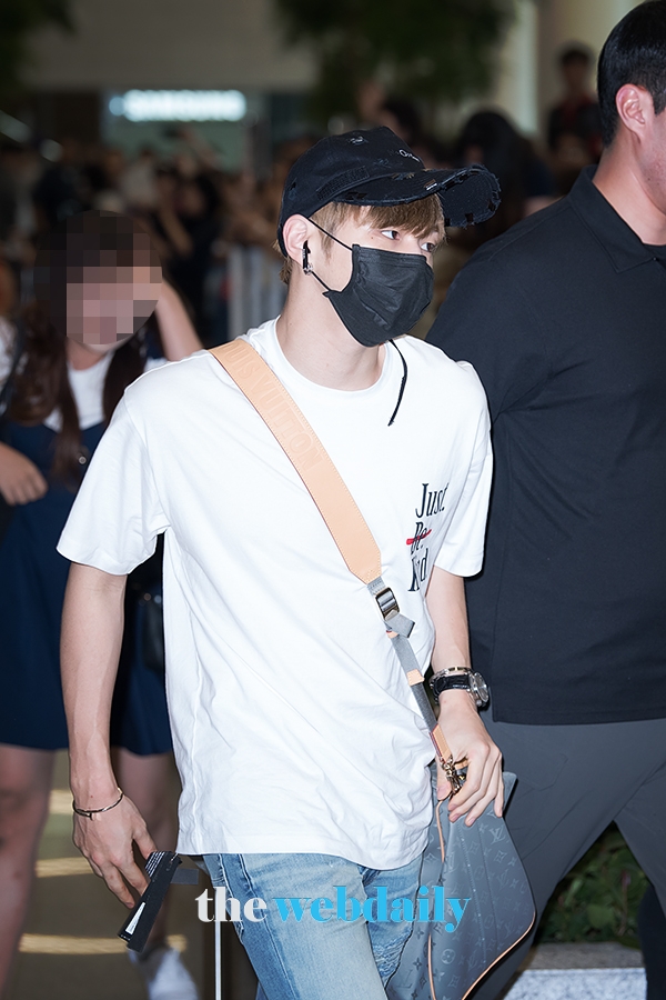 WannaOne(워너원) 강다니엘, 인천국제공항 입국 현장