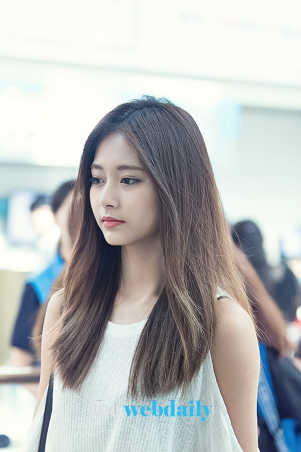 TWICE(트와이스) 쯔위, 인천국제공항 출국 현장