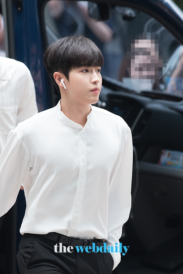 WannaOne(워너원) 김재환, '워너원 데뷔 1주년' 행사