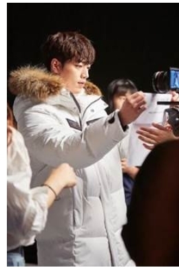 밀레, 서강준과 함께한 2018 FW 화보 비하인드컷 공개