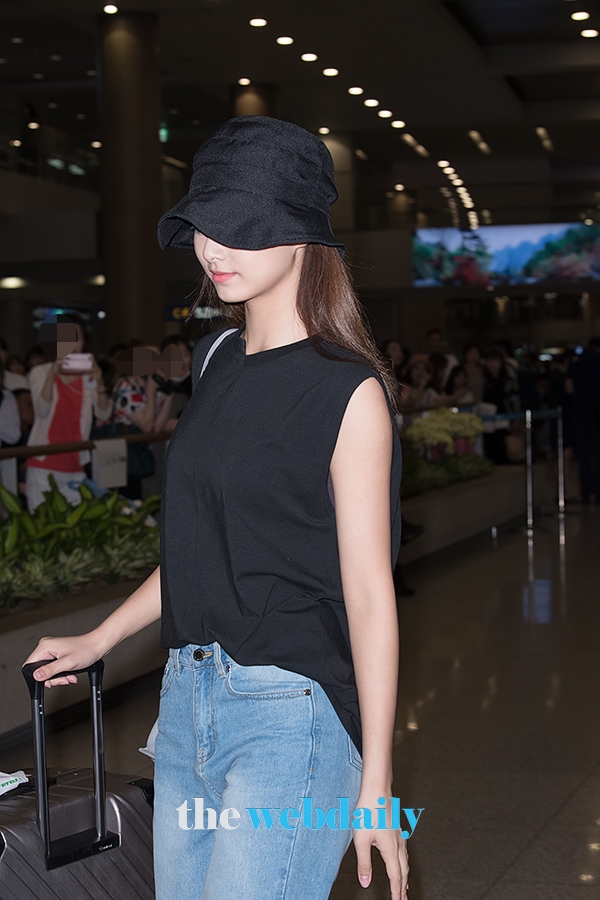 TWICE(트와이스) 쯔위, 인천국제공항 입국 현장