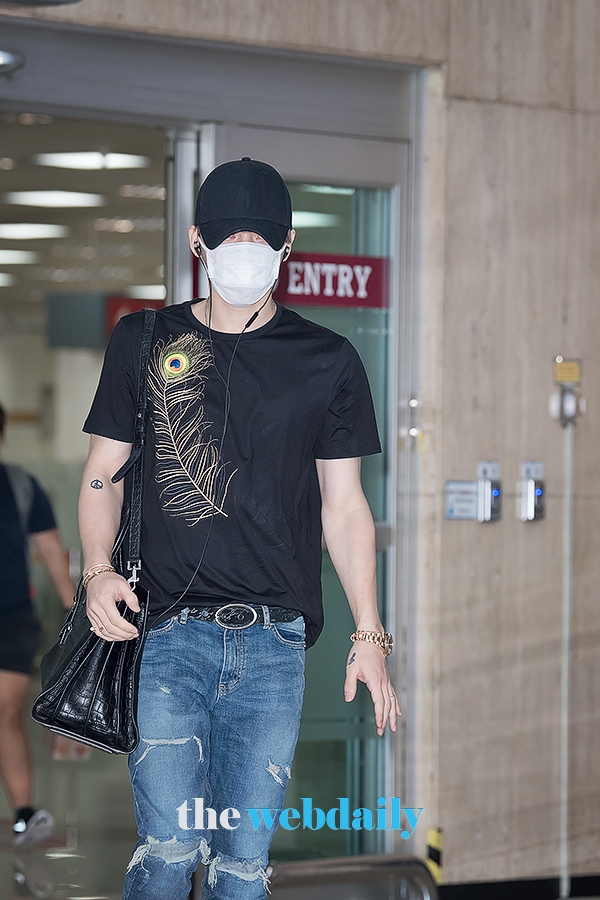 JYJ 김재중, 김포국제공항 입국 현장