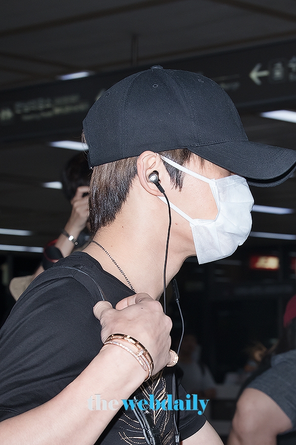 JYJ 김재중, 김포국제공항 입국 현장
