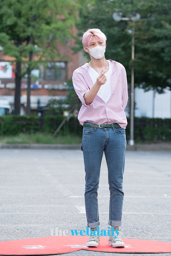 빅스(VIXX) 레오, KBS 2TV 음악방송 '뮤직뱅크' 출근길