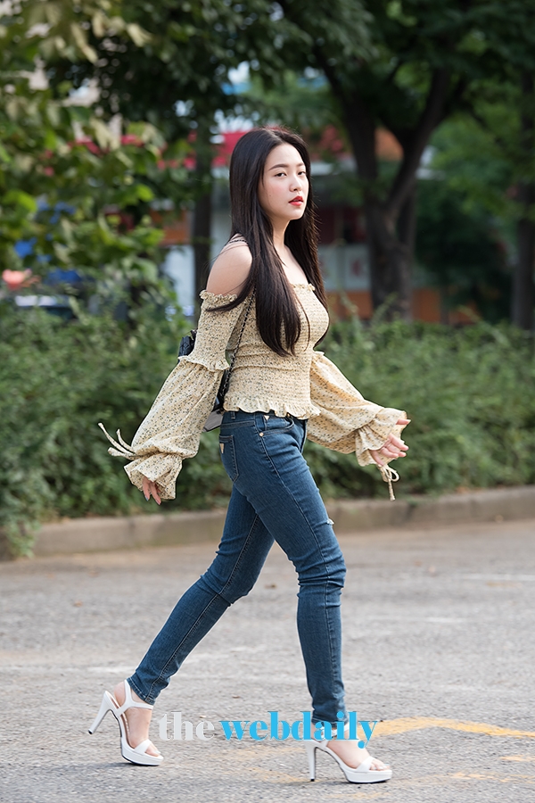 레드벨벳(Red Velvet) 예리, KBS 2TV 음악방송 '뮤직뱅크' 출근길