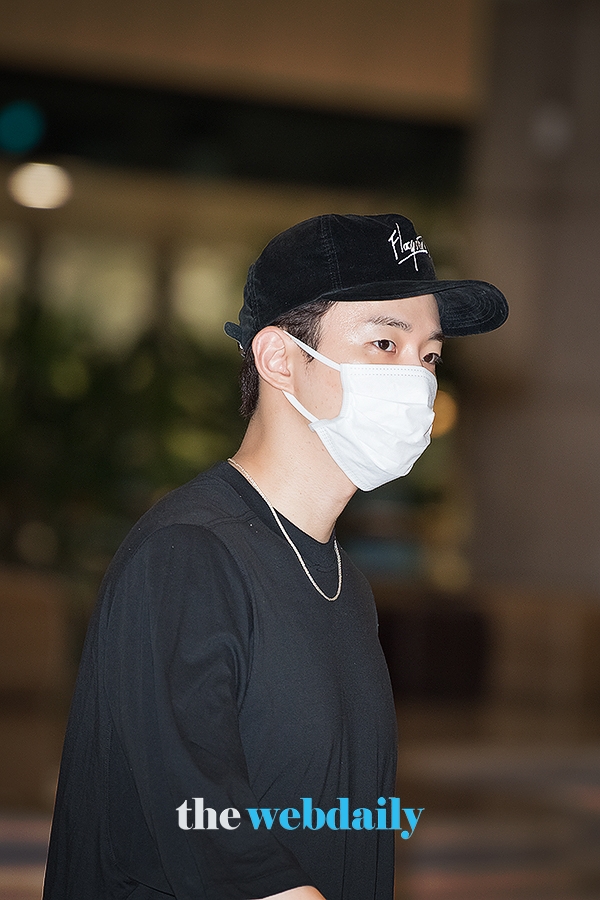2PM 준호, 김포국제공항 출국 현장