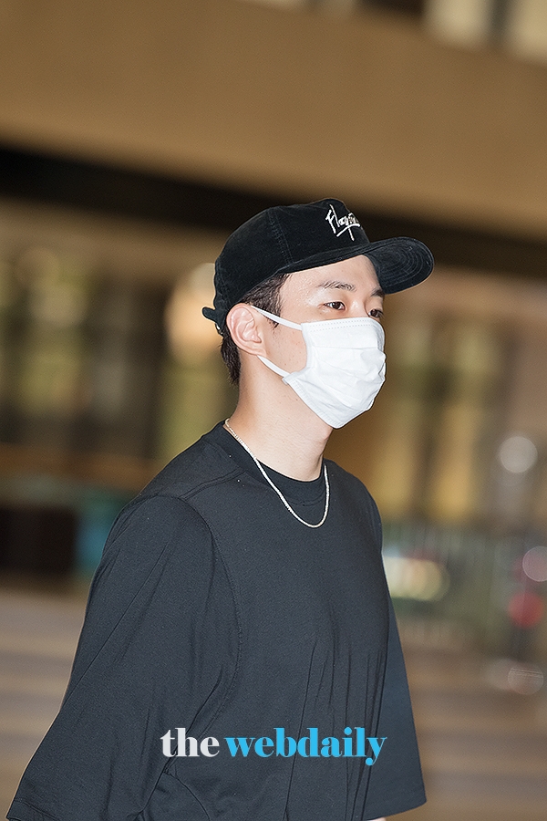 2PM 준호, 김포국제공항 출국 현장
