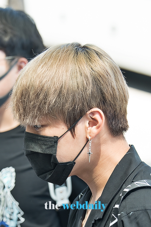 WannaOne(워너원) 박우진, 인천국제공항 출국 현장