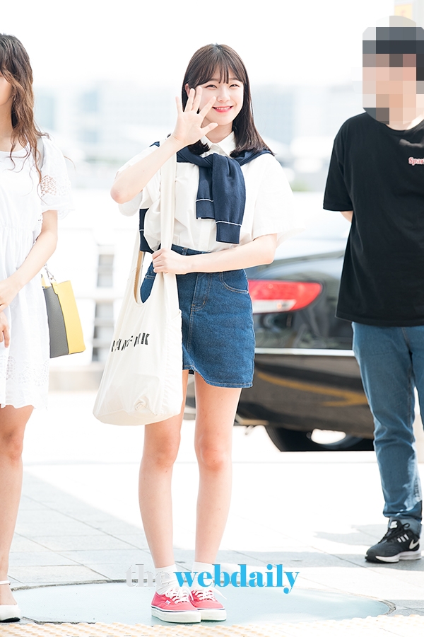 프로미스나인(fromis_9) 백지헌, 인천국제공항 출국 현장