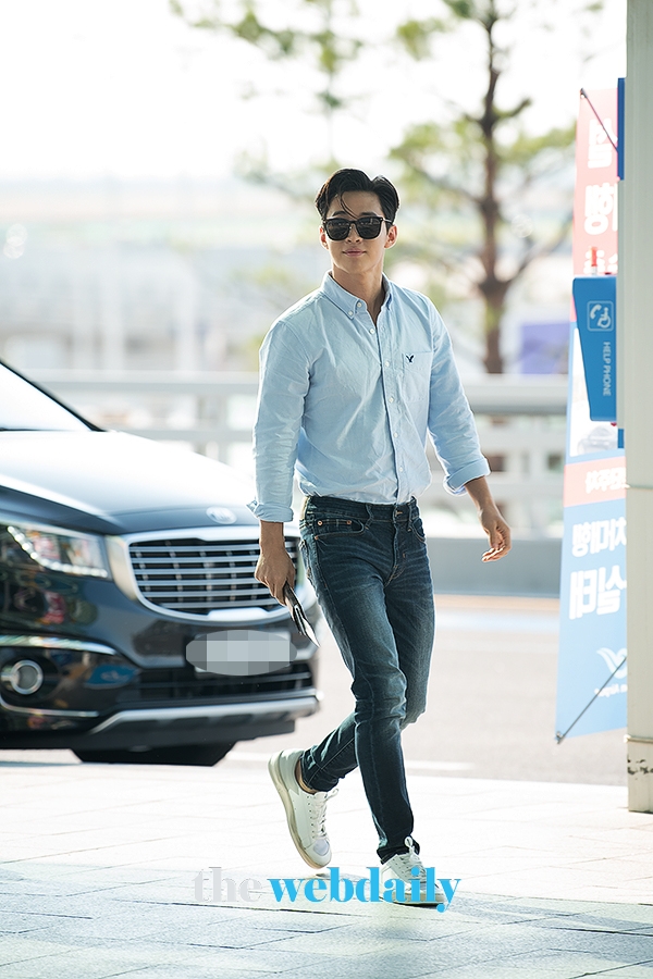 헨리, 인천국제공항 출국 현장