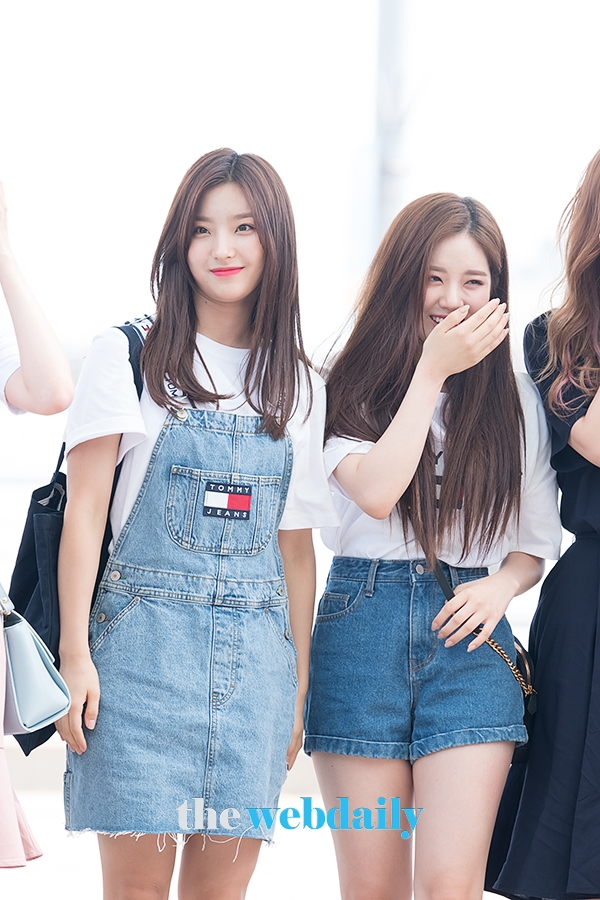 프로미스나인(fromis_9) 이새롬-박지원, 인천국제공항 출국 현장