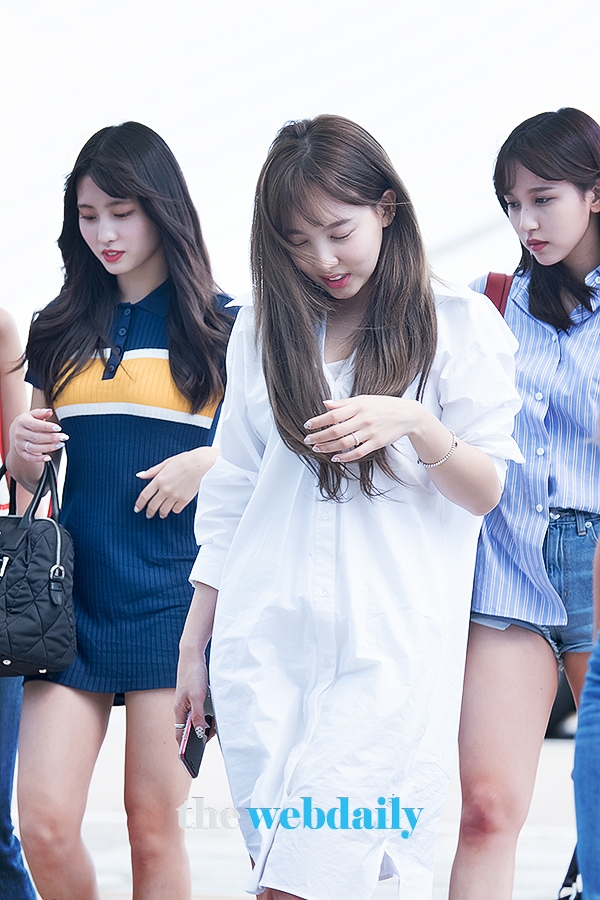 TWICE(트와이스) 나연, 인천국제공항 출국 현장