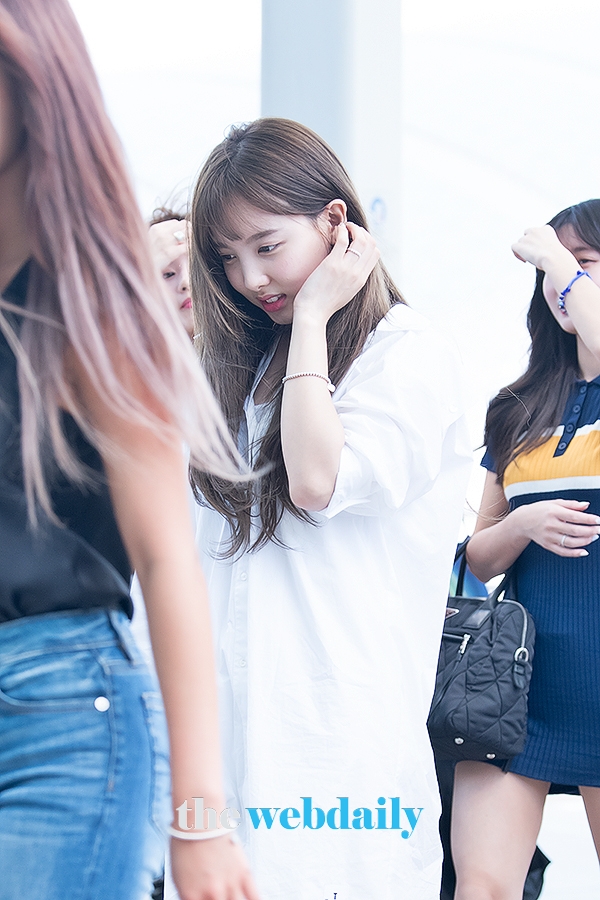 TWICE(트와이스) 나연, 인천국제공항 출국 현장