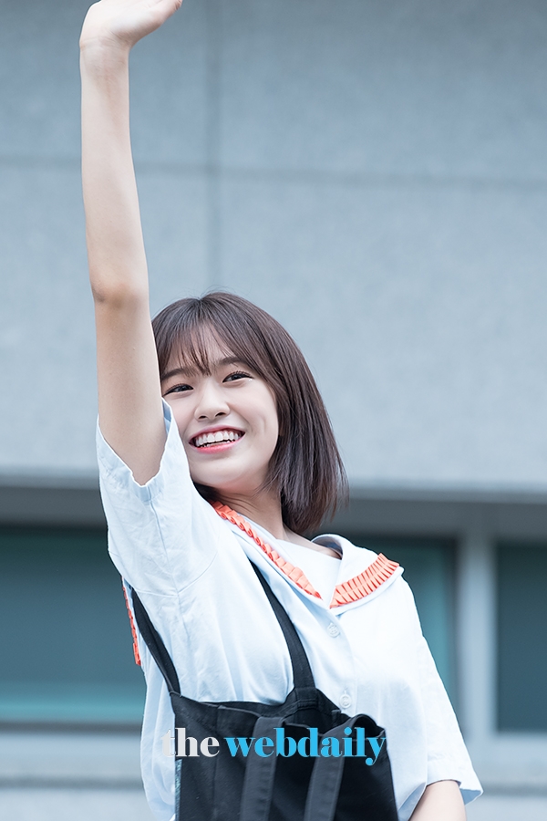 안유진, Mnet ‘프로듀스48’출근길 현장