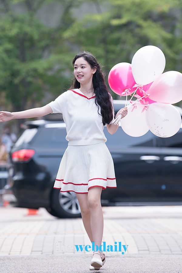 김도아, Mnet ‘프로듀스48’출근길 현장